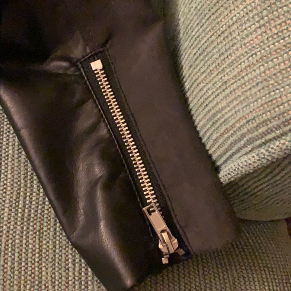 Jacket - Picture 4 of 6